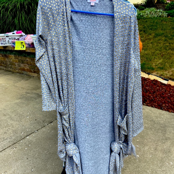 Lularoe Sarah - Picture 2 of 3